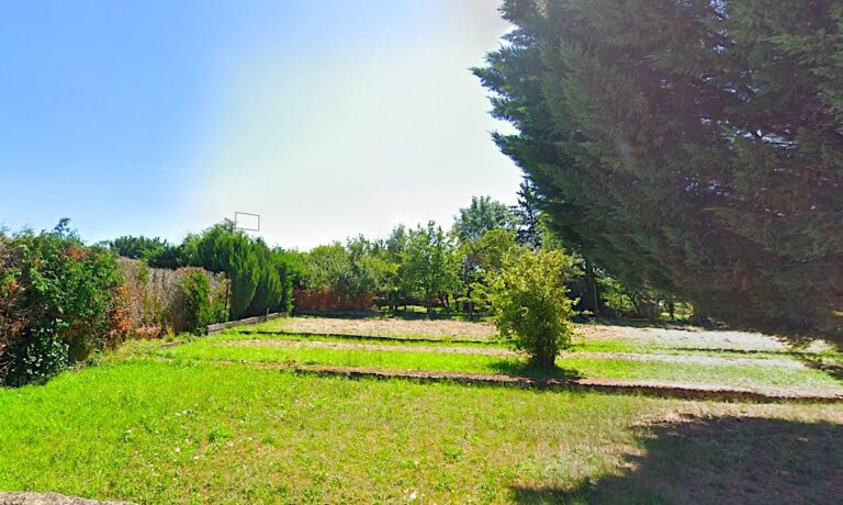 Très beau terrain à bâtir AY SUR MOSELLE